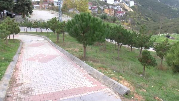 Vicdansızlar! 4 aylık ceninin çarşafa sarıp attılar - Resim : 2