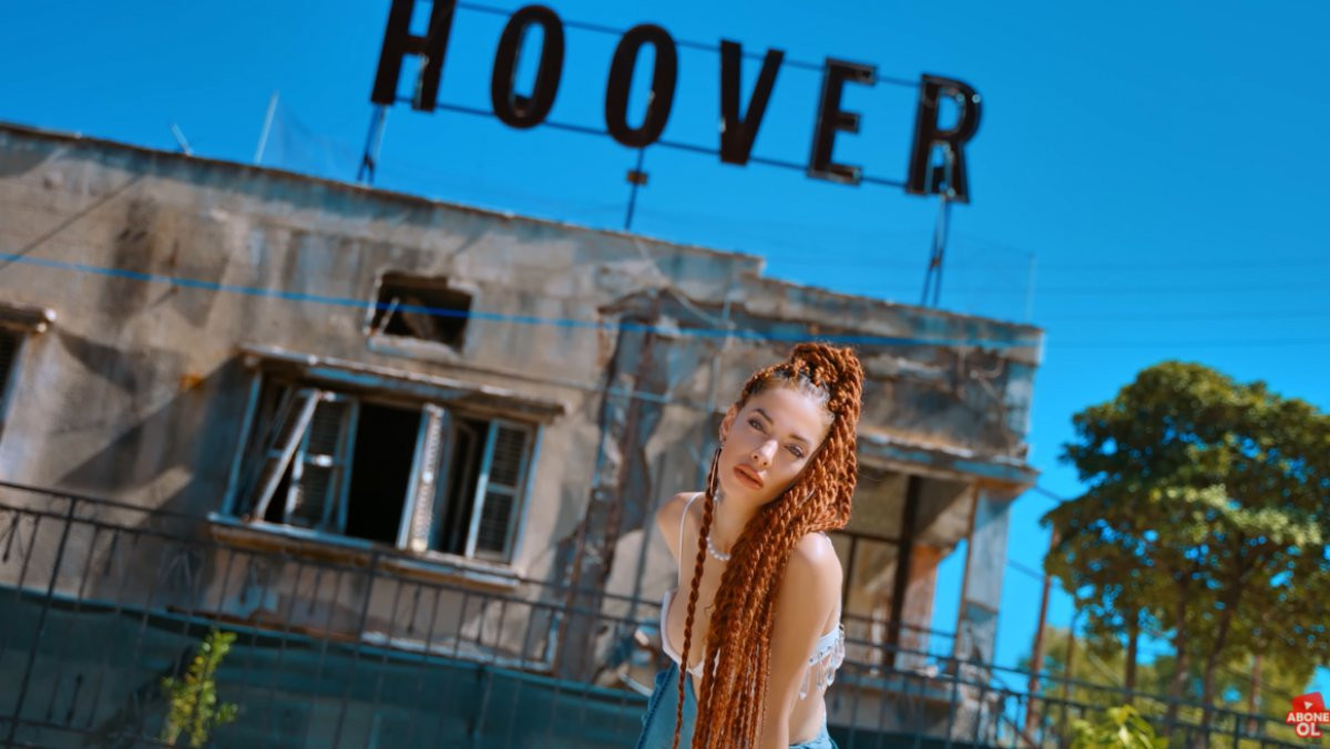 Ersin Tatar'dan Kapalı Maraş'ta klip çeken Nihayet Elibol'a destek - Resim : 1