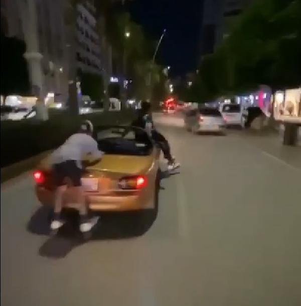 Tehlikeyle böyle dans ettiler - Resim : 3