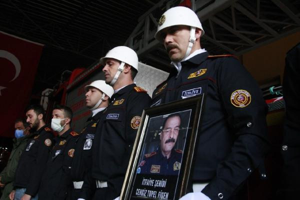 İtfaiye eri görev başında hayatını kaybetti - Resim : 2
