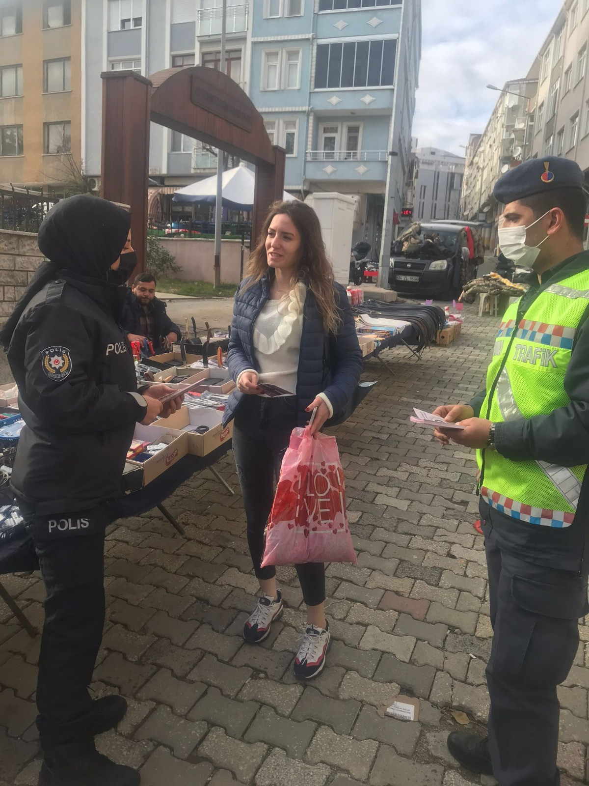 Polis ve Jandarma KADES’i Tanıttı - Resim : 2