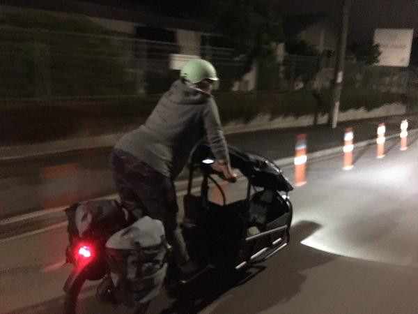 Sancıları başlayan kadın vekil kendi doğumuna bisiklet sürerek gitti - Resim : 4