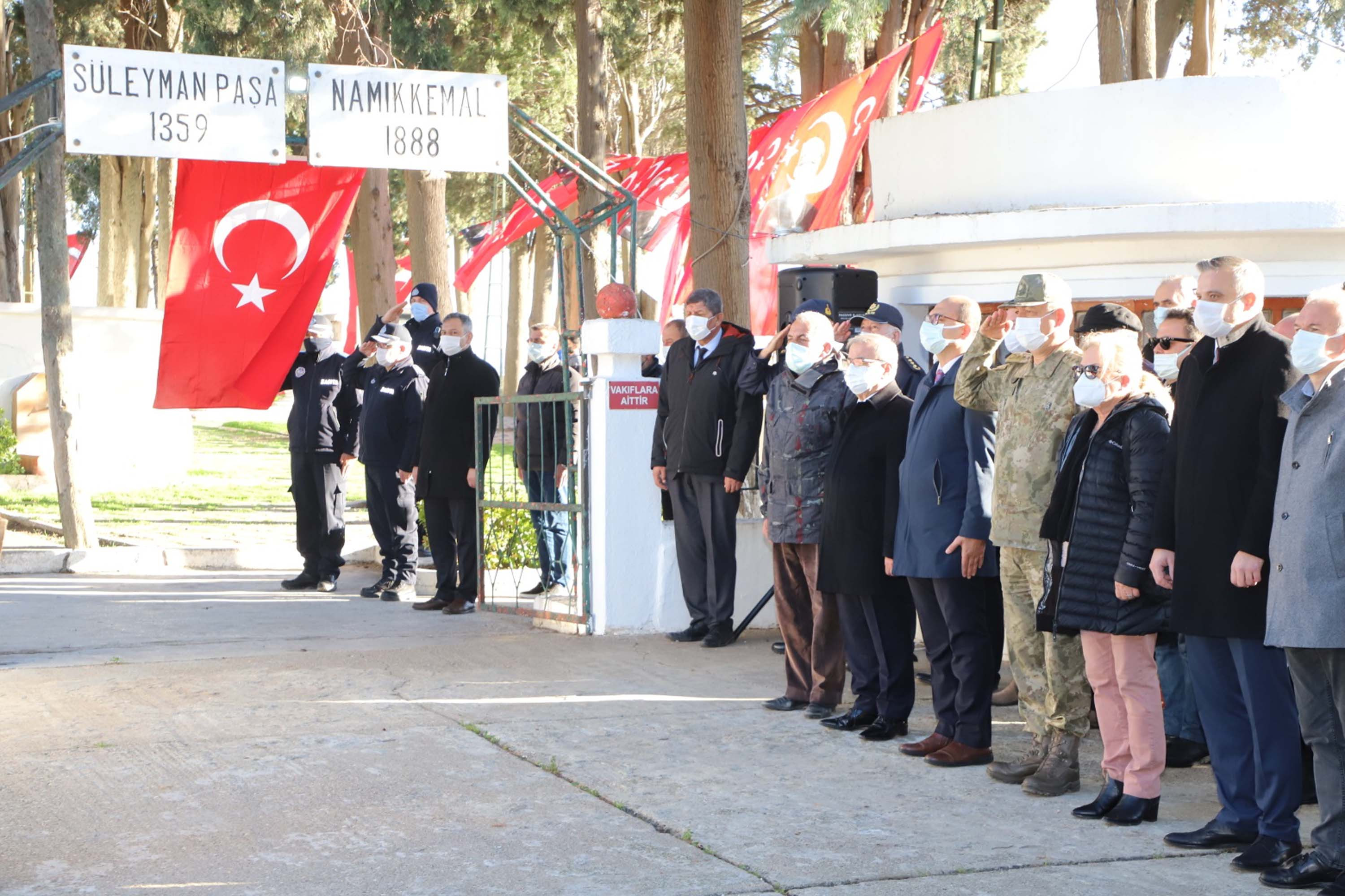 Vatan şairi Namık Kemal mezarı başında anıldı - Resim : 1