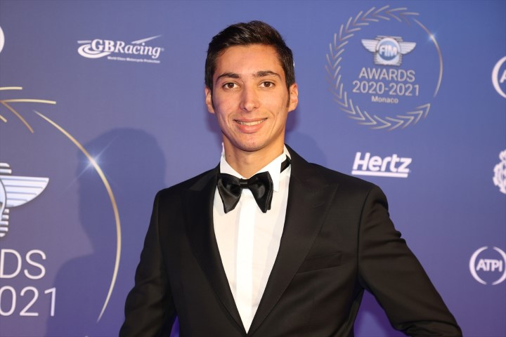 Dünya Superbike şampiyonu Toprak Razgatlıoğlu, ödülünü aldı - Resim : 5