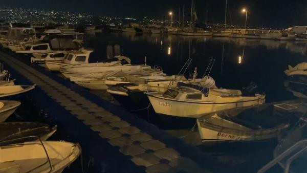 Teknelerin üzerine düşen paramotorun pilotu hayatını kaybetti - Resim : 2