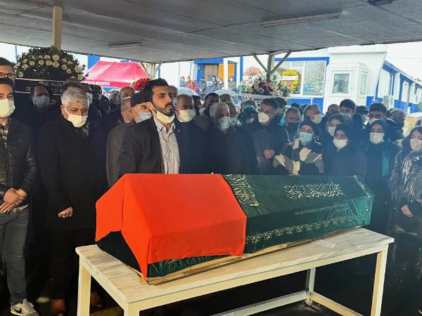 Kılıçdaroğlu'nun halası son yolculuğuna uğurlandı - Resim : 3