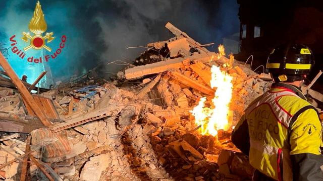 Bomba gibi patlayan doğalgaz 9 kişiyi öldürdü - Resim : 2