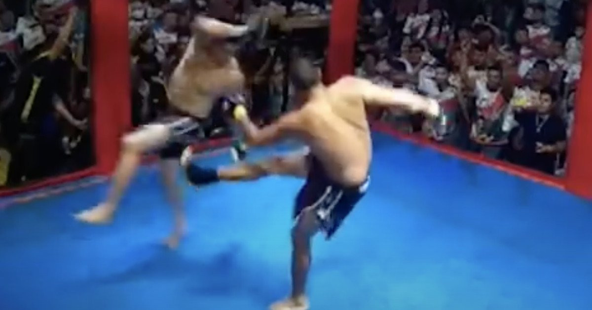 Brezilya'da belediye başkanı ile seçimi kaybeden başkan kafes dövüşünde kapıştı! Tribünler vur, vur diye inledi - Resim : 1