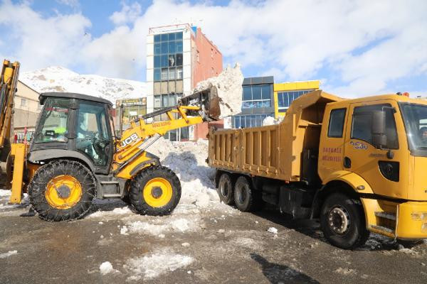 90 yerleşim yerinin yolu kapandı - Resim : 1