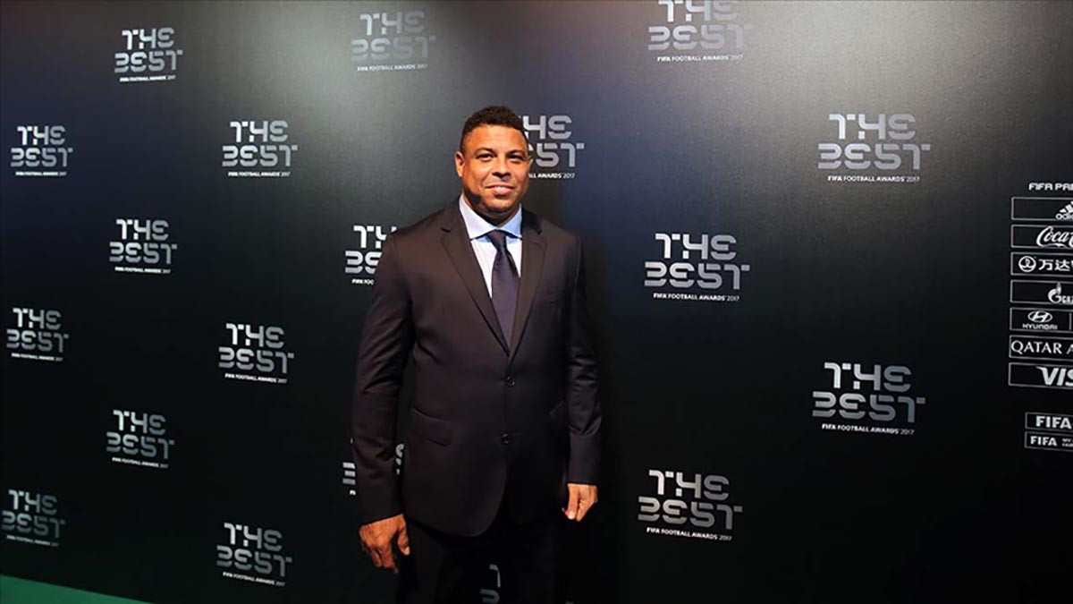 Brezilyalı Ronaldo, Cruzeiro'yu satın aldı - Resim : 4