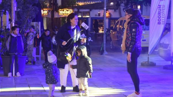 Bodrum'da yılbaşı coşkusu başladı - Resim : 4