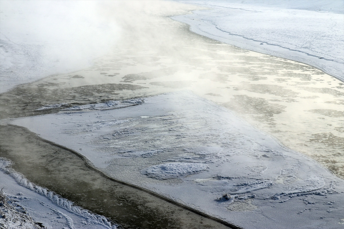 Doğu Anadolu'da her yer buz tuttu - Resim : 3