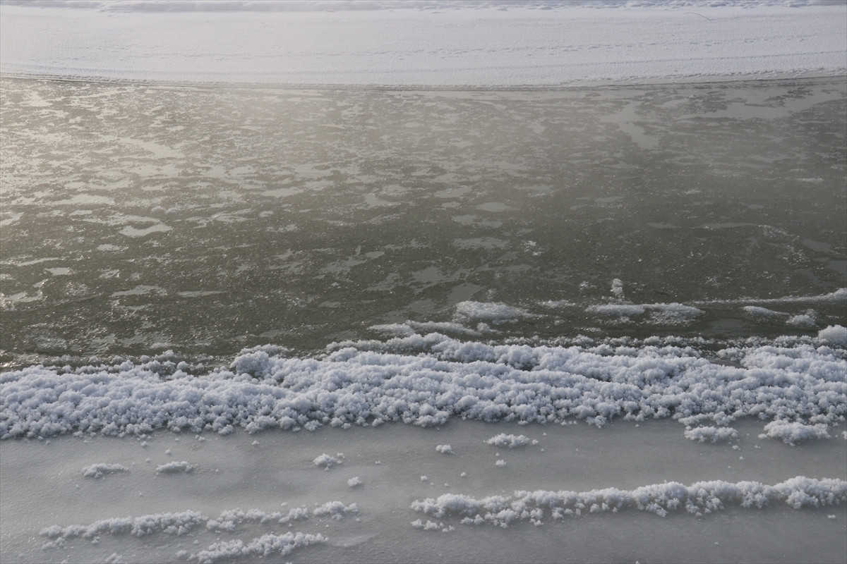 Doğu Anadolu'da her yer buz tuttu - Resim : 4