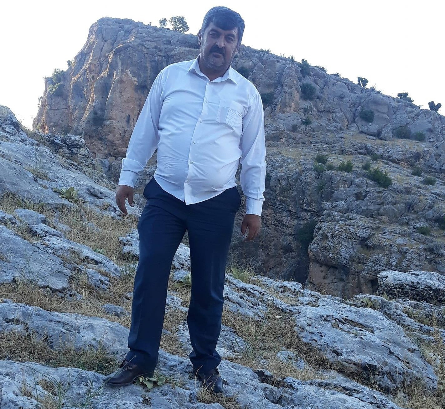 Akrabaların alacak verecek kavgası kanlı bitti: 1 ölü, 6 yaralı - Resim : 1