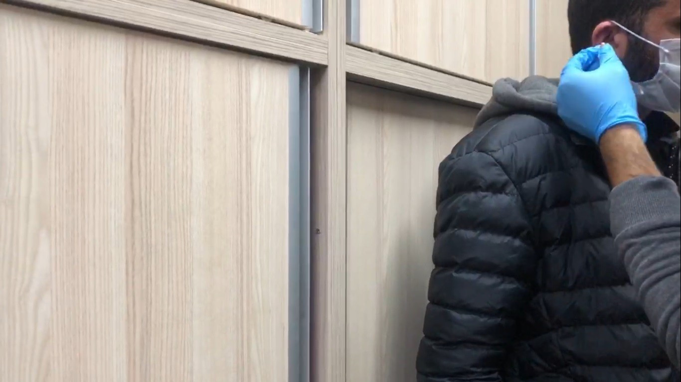 Üzerinde 6 bin 500 liralık düzenekle yakalandı - Resim : 1