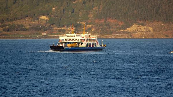 Gökçeada ile Bozcaada'da feribot seferleri iptal edildi - Resim : 2