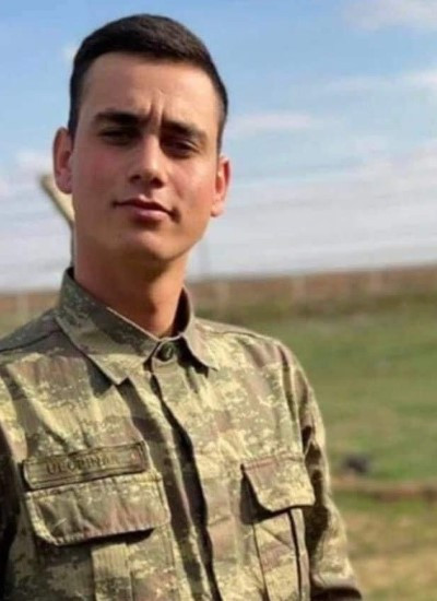 MHP eski ilçe başkanının oğlu Akçakale’de şehit oldu geriye bu görüntüler kaldı - Resim : 1