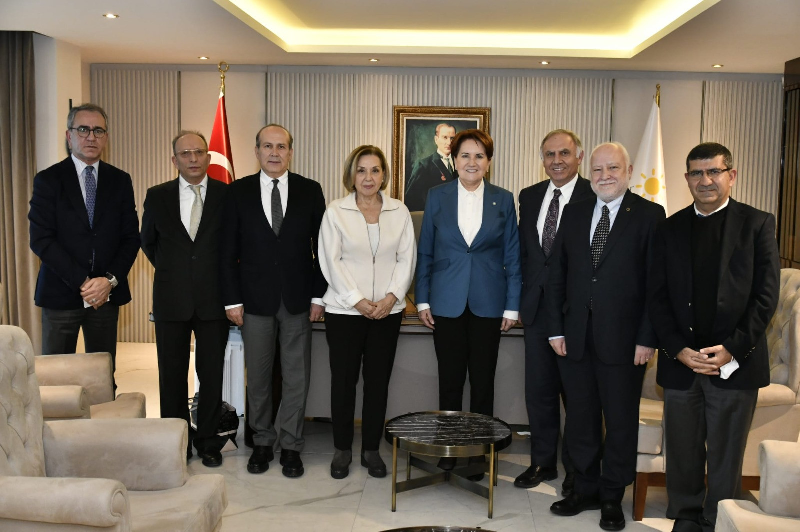 Basın Konseyi’nden Akşener’e ziyaret - Resim : 2