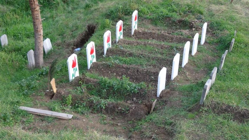 Mezar taşı hırsızı yakalandı. Mesleği jandarmaya şok yaşattı - Resim : 4