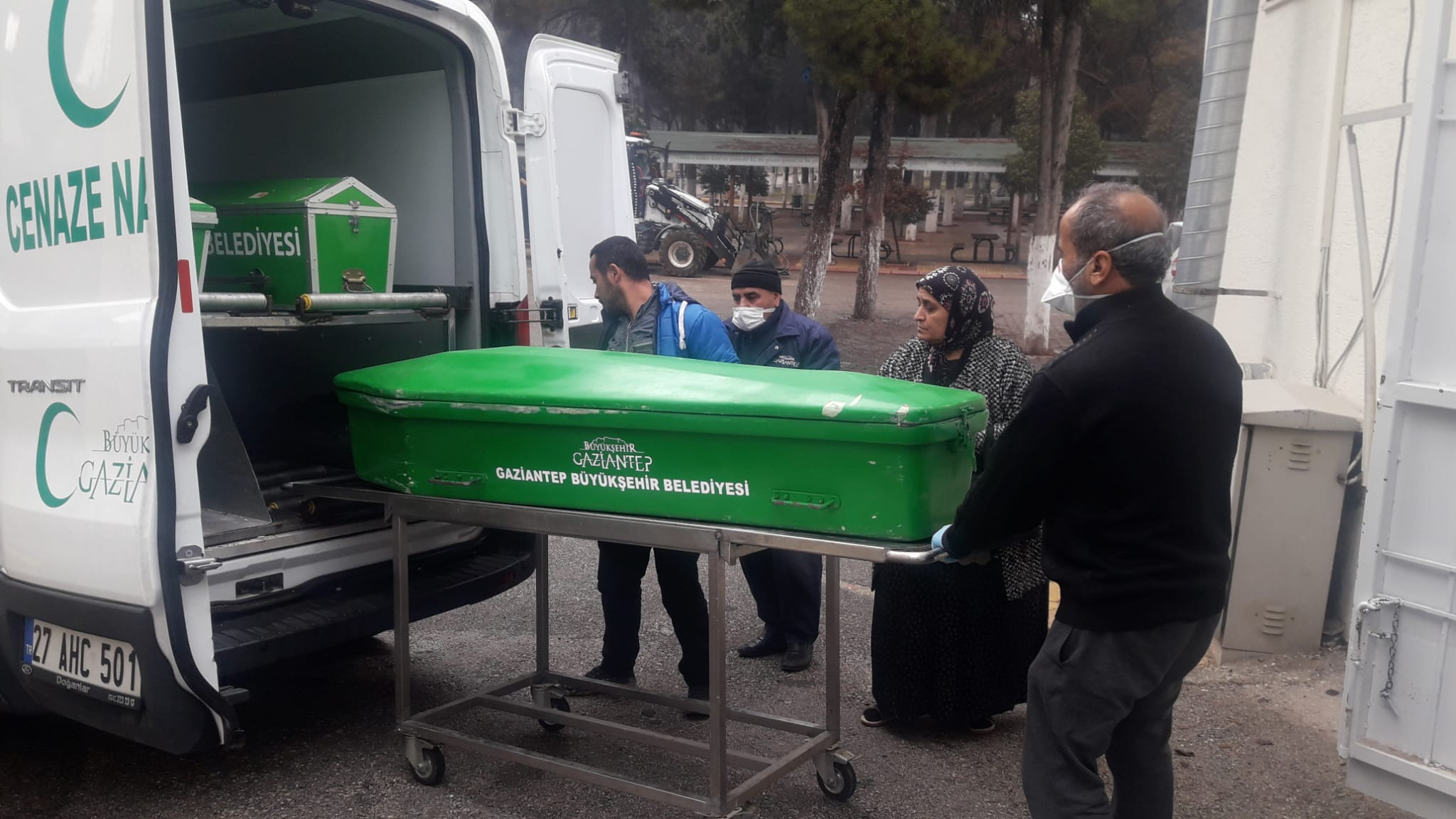 Abisinin kazara vurduğu 12 yaşındaki Medine toprağa verildi - Resim : 2