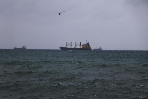 Deniz ulaşımına 'poyraz' engeli - Resim : 3