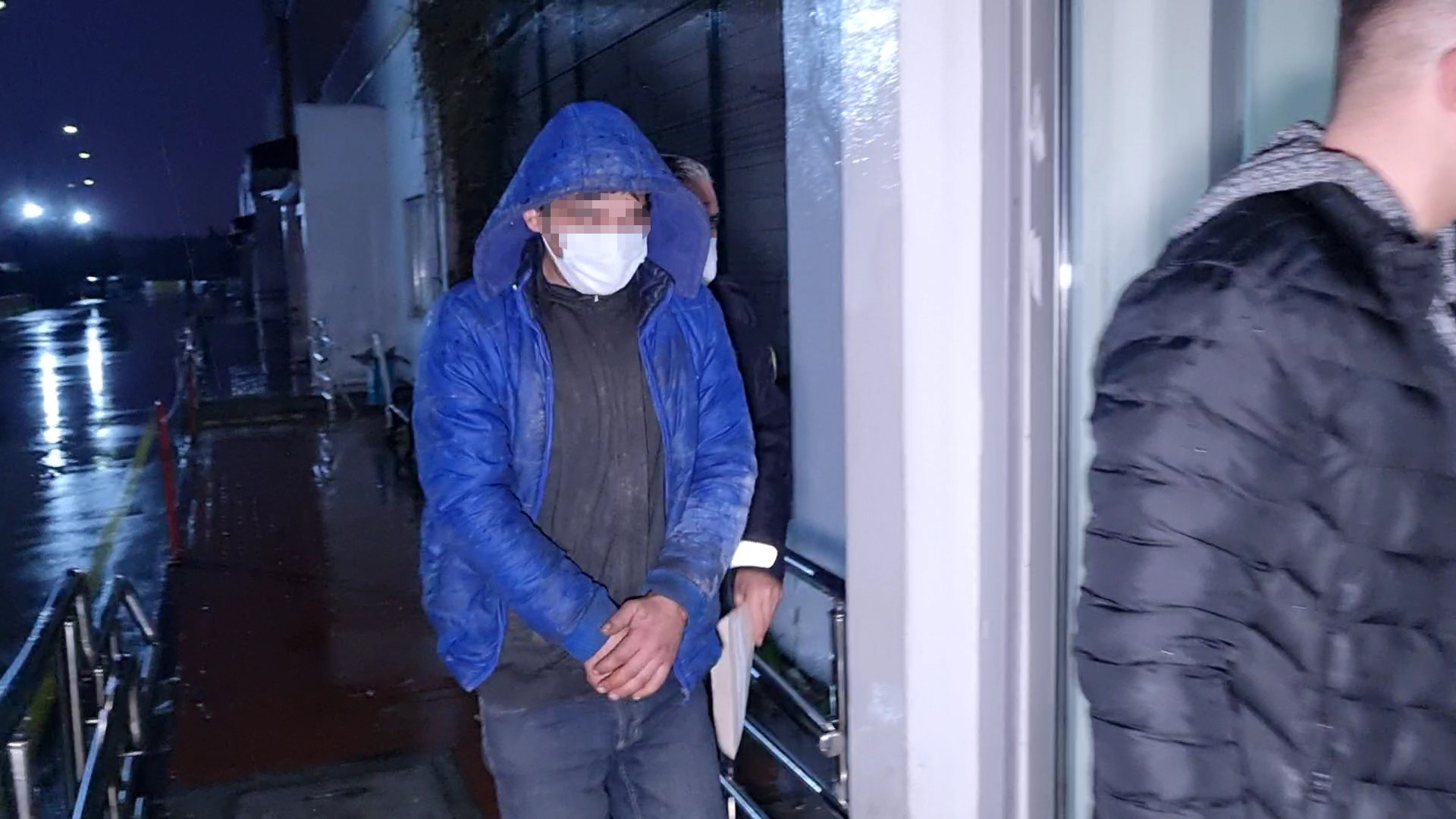 Hırsızlara şafak operasyonu: 6 gözaltı - Resim : 1