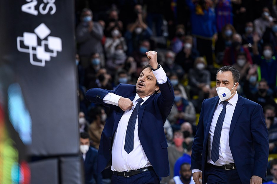 Euroleague'de geceye Ergin Ataman damgası: Oyundan atılsa da çıkmadı - Resim : 1