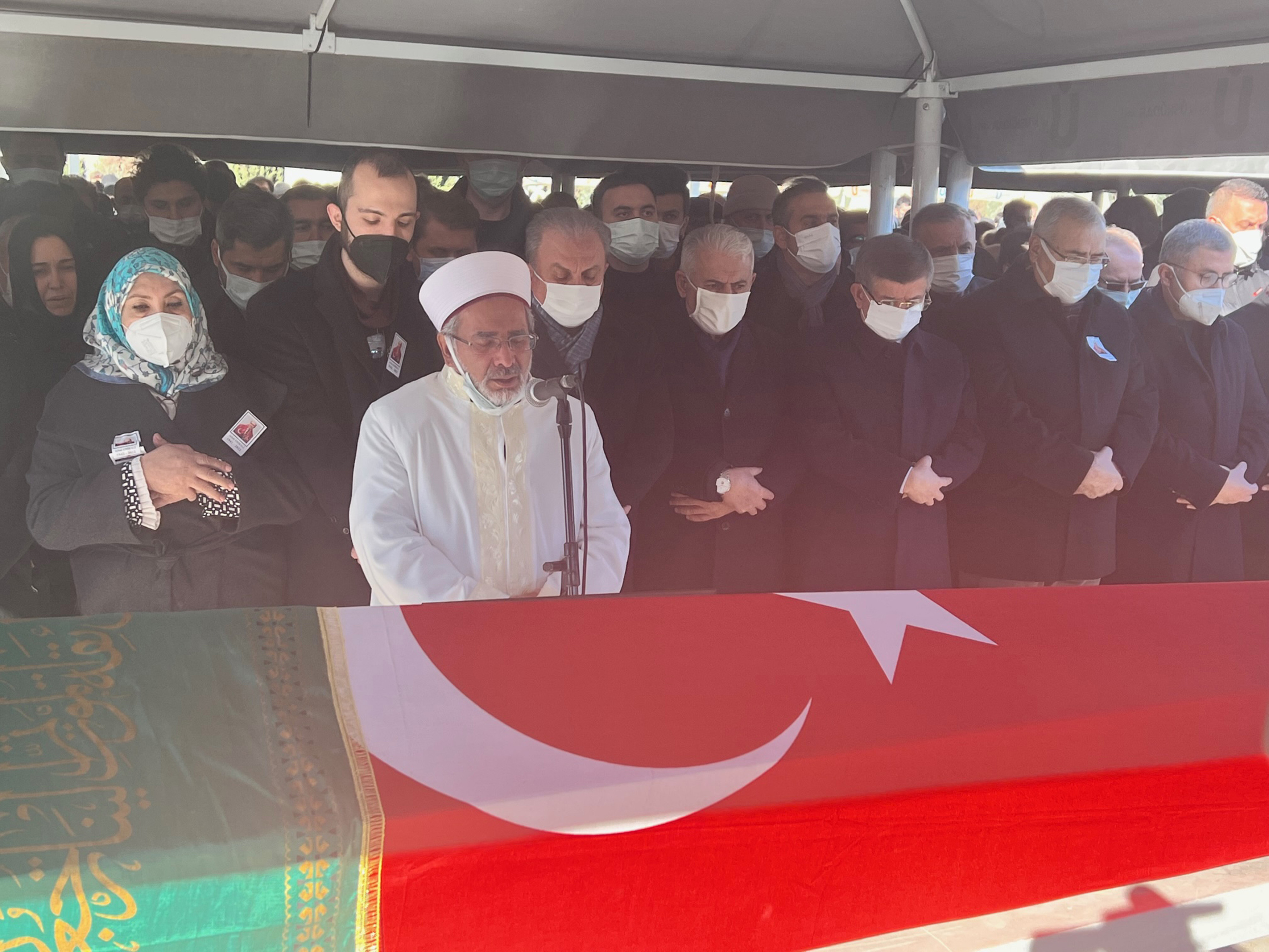 Aykut Edibali son yolculuğuna uğurlandı - Resim : 4