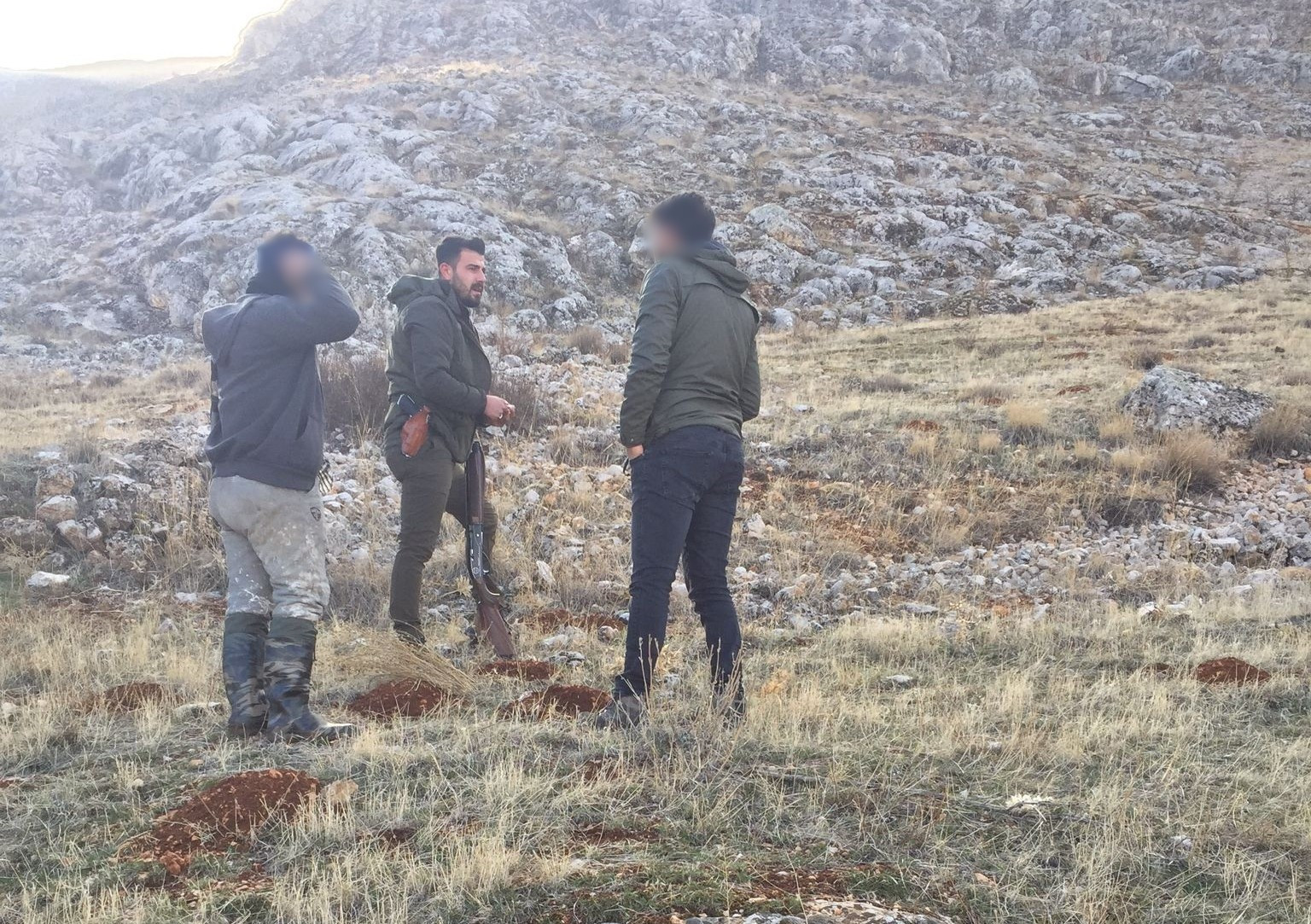 Kaçak avcılara 12 bin lira ceza - Resim : 2