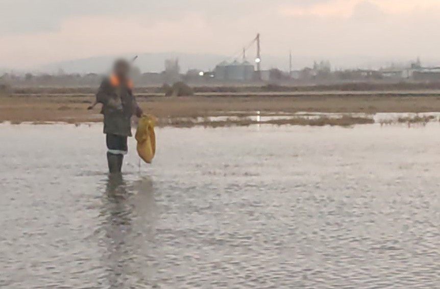 Kaçak avcılara 12 bin lira ceza - Resim : 3