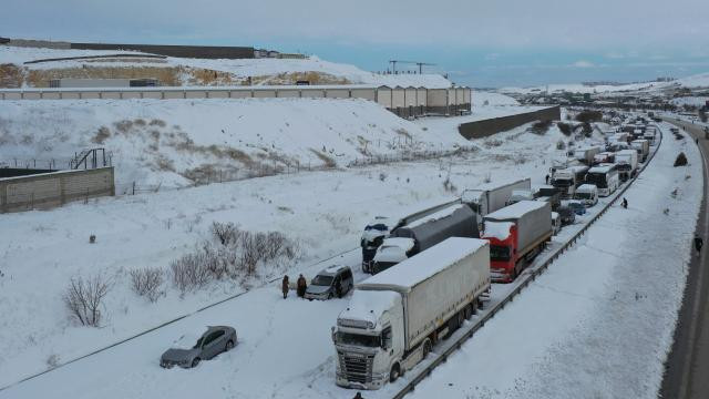 TAG Otoyolu'nda ulaşım yeniden başladı - Resim : 4