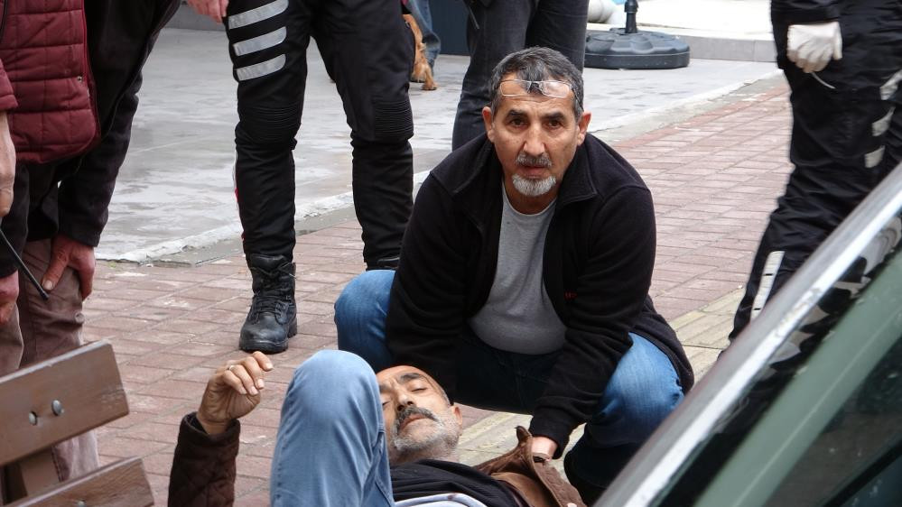 Arkadaş kavgasında kan aktı - Resim : 2