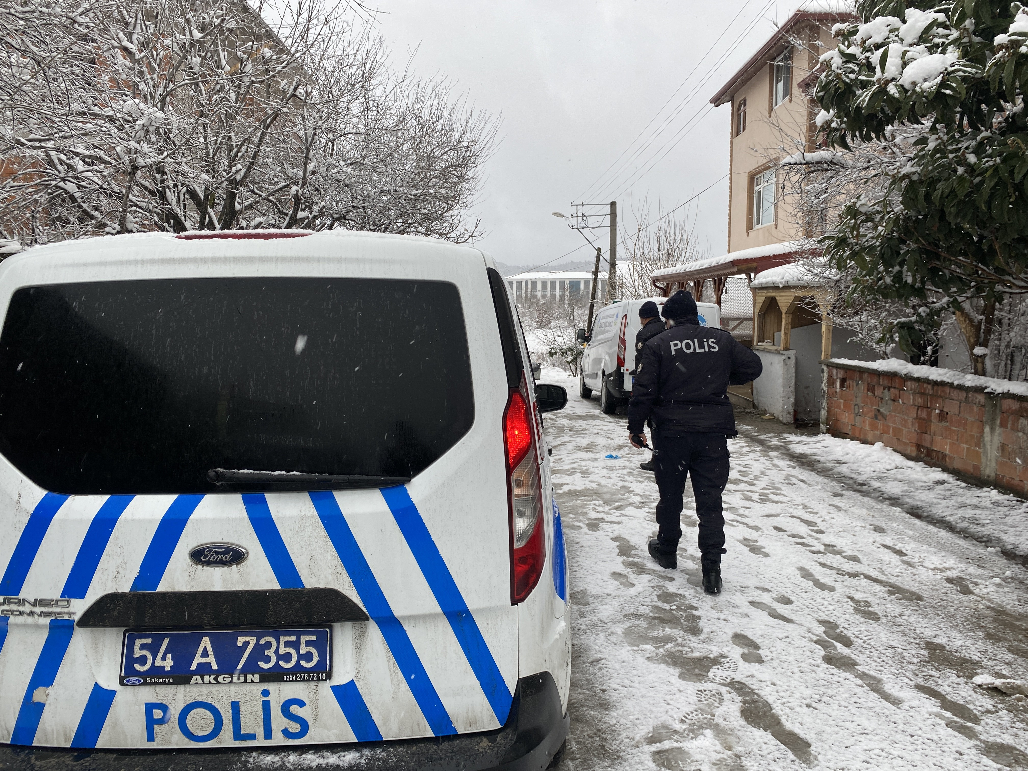 Isınmak için yaktıkları kömür sonları oldu - Resim : 3