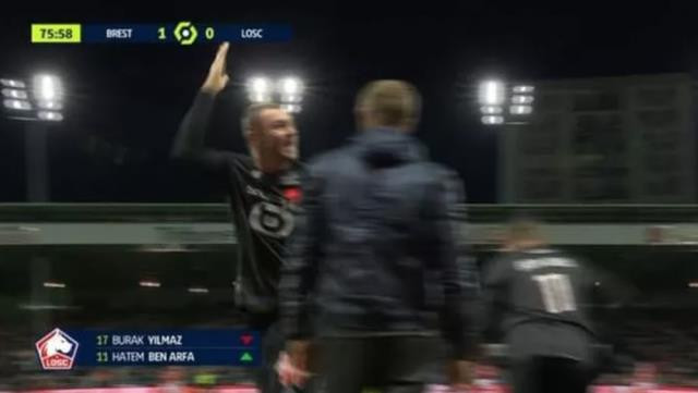 Fransa Burak Yılmaz'ın bu hareketlerini konuşuyor! Adeta sinir küpüne döndü - Resim : 2