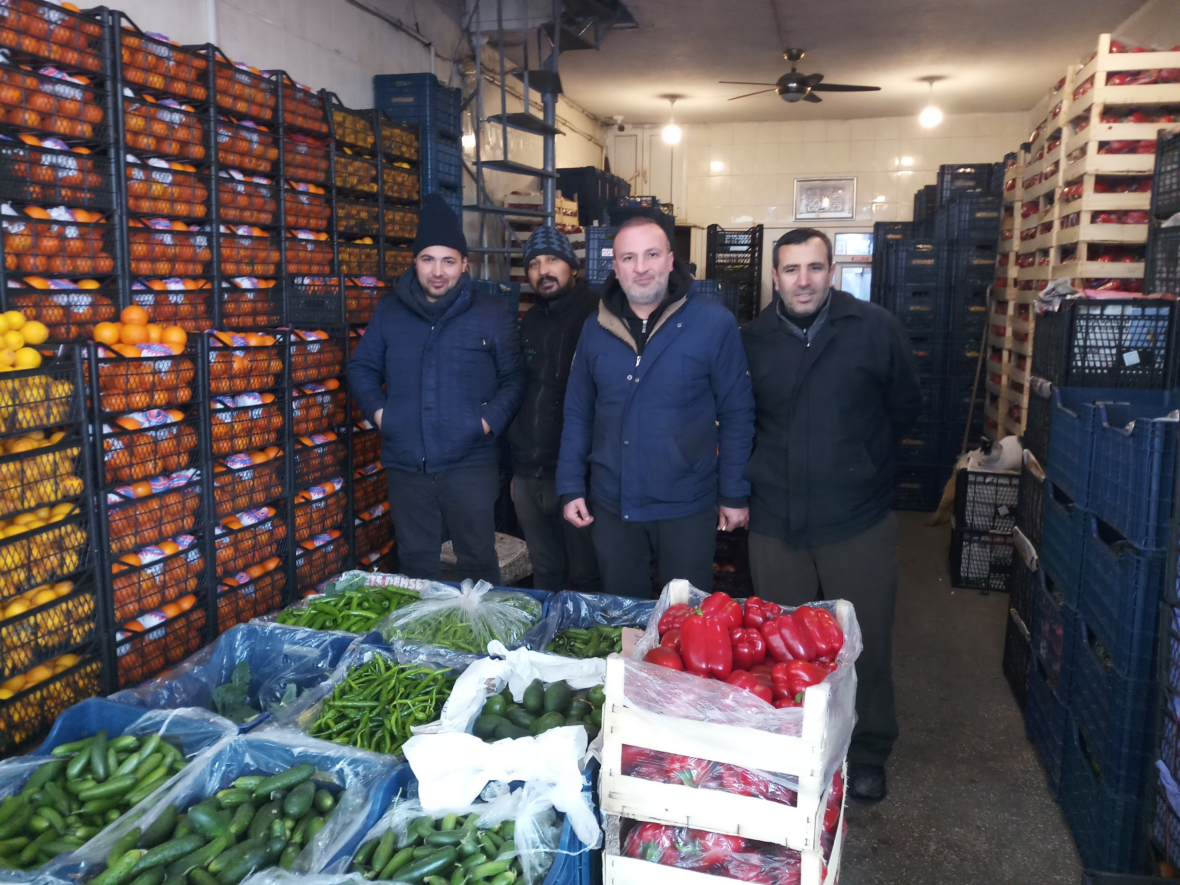 Kar yağışı hal esnafını da vurdu - Resim : 3