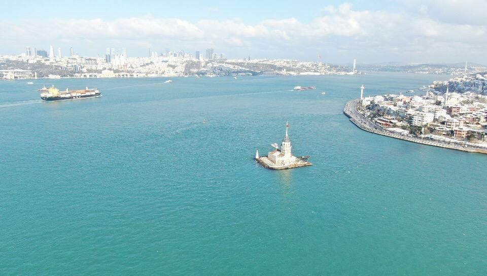 Boğaz turkuaza büründü! İstanbul Boğazı'nda masalsı manzara - Resim : 1