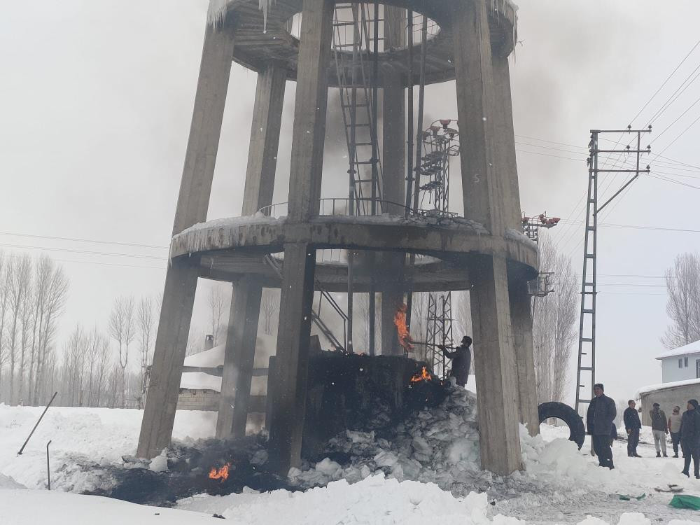 Donan depo koca ilçeyi susuz bıraktı - Resim : 4