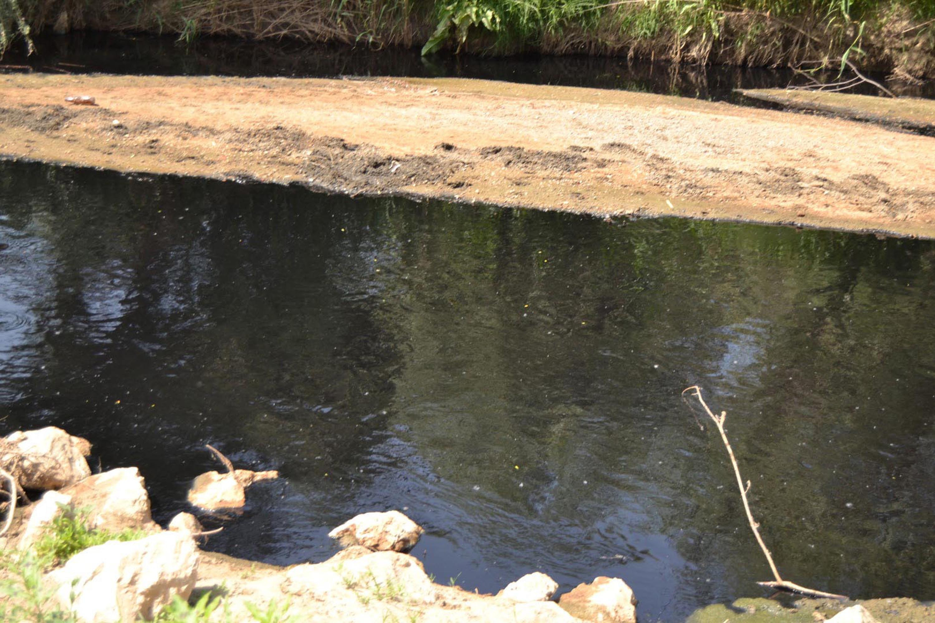 Gediz Nehri’ni kirleten işletmelere ceza yağdı - Resim : 3