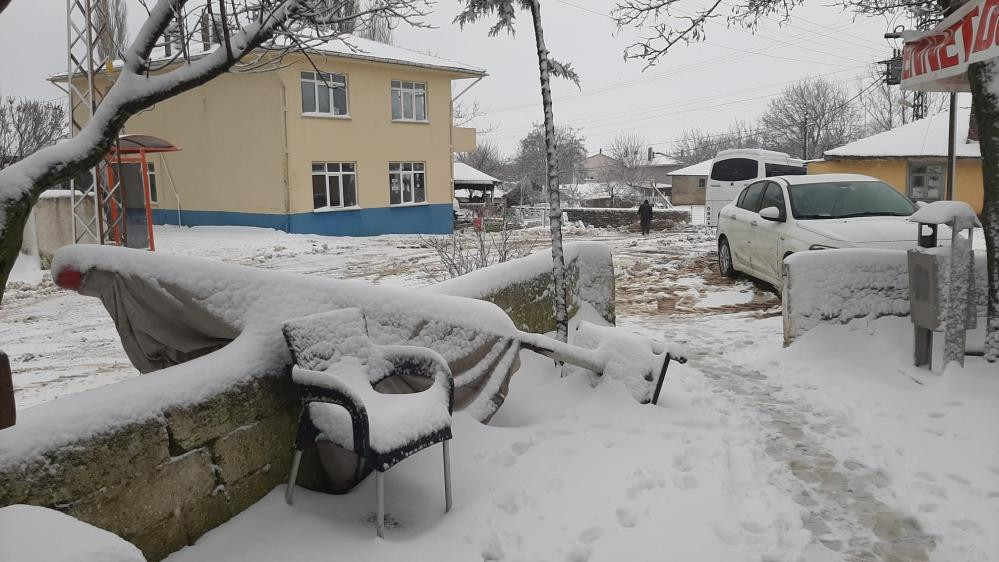 Balkanlar'dan girdi Edirne buz kesti - Resim : 2