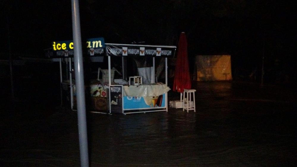 Sel Manavgat Irmağı'nı taşırdı - Resim : 7