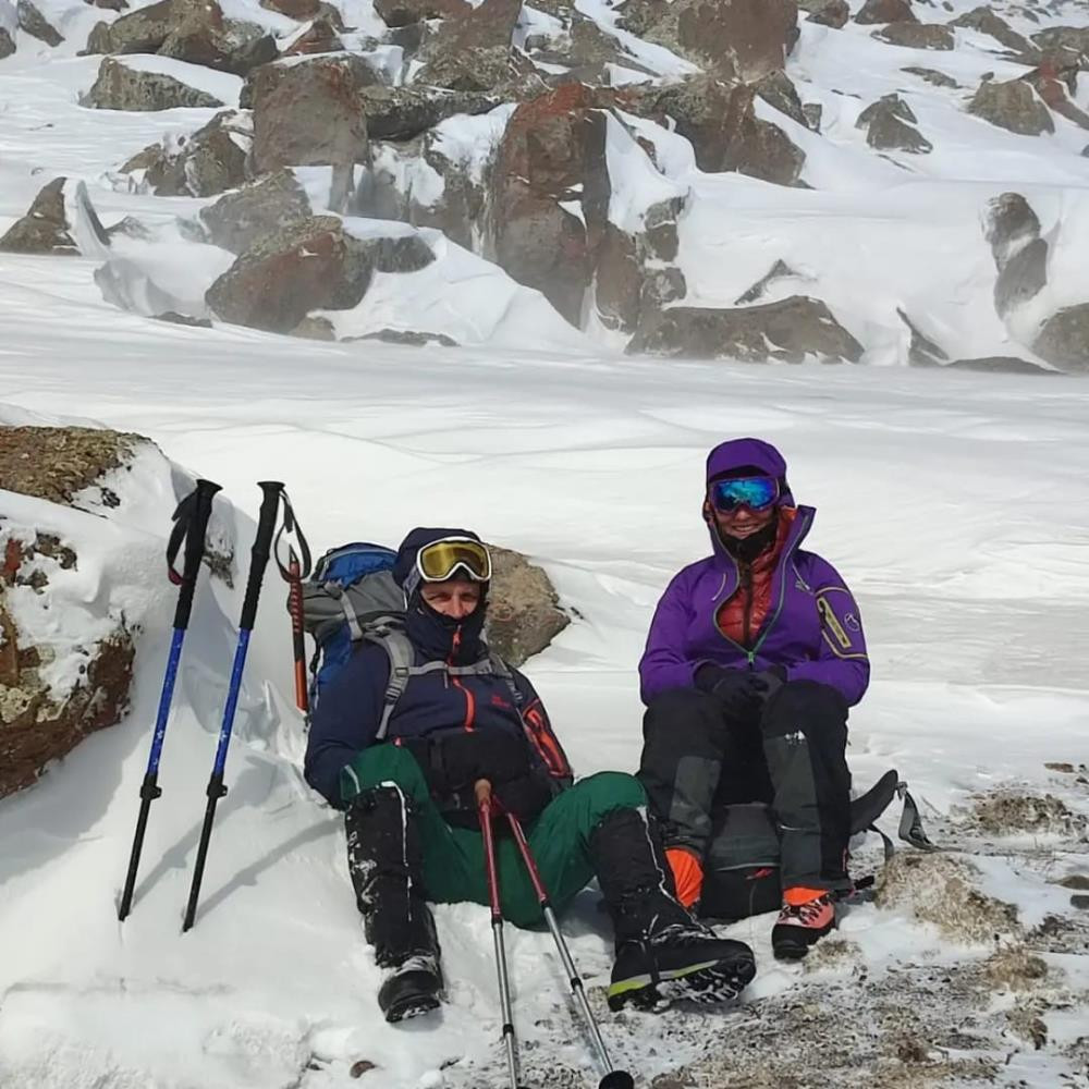 Mahsur kalan doktor dağcılar köylülere şifa dağıttı - Resim : 5