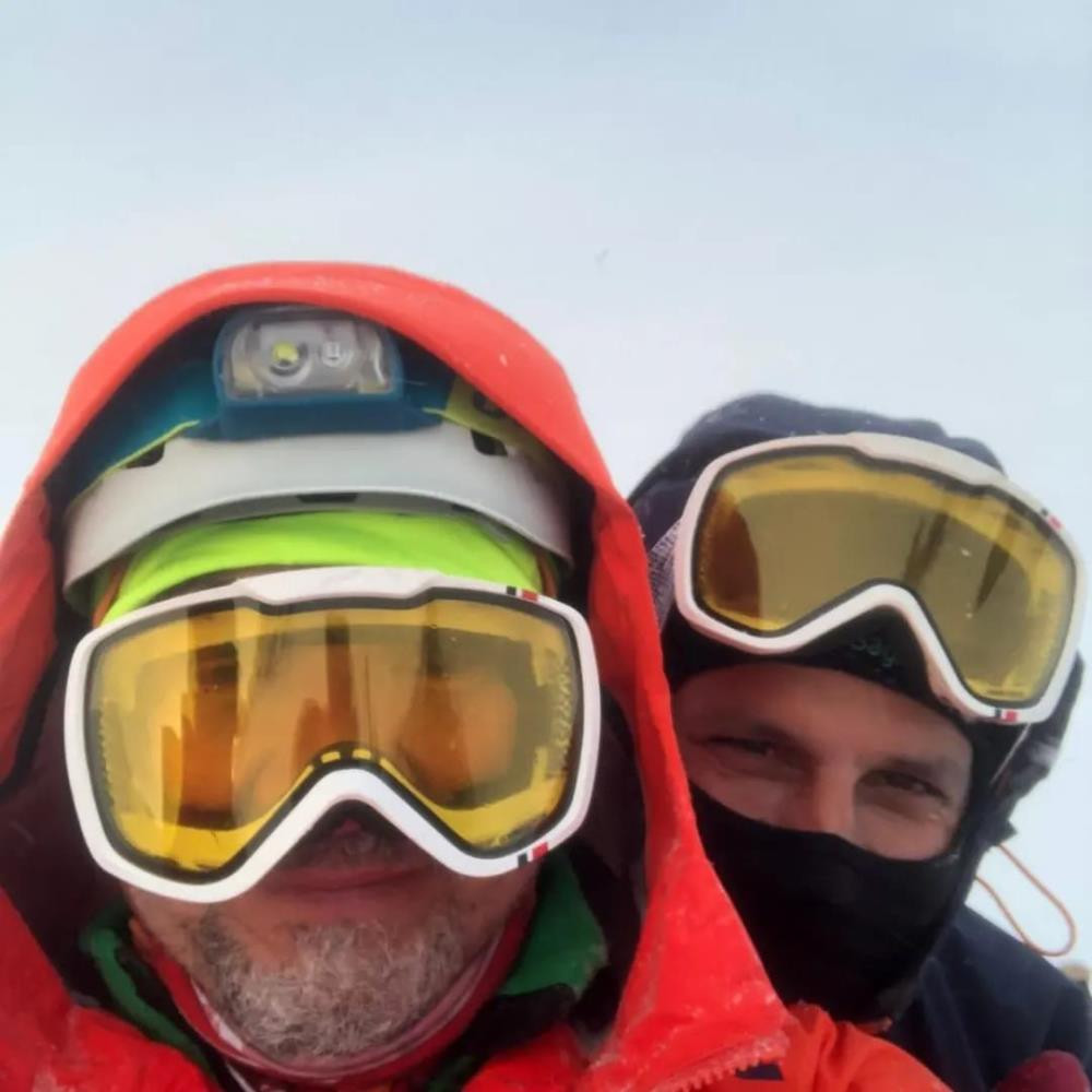 Mahsur kalan doktor dağcılar köylülere şifa dağıttı - Resim : 9