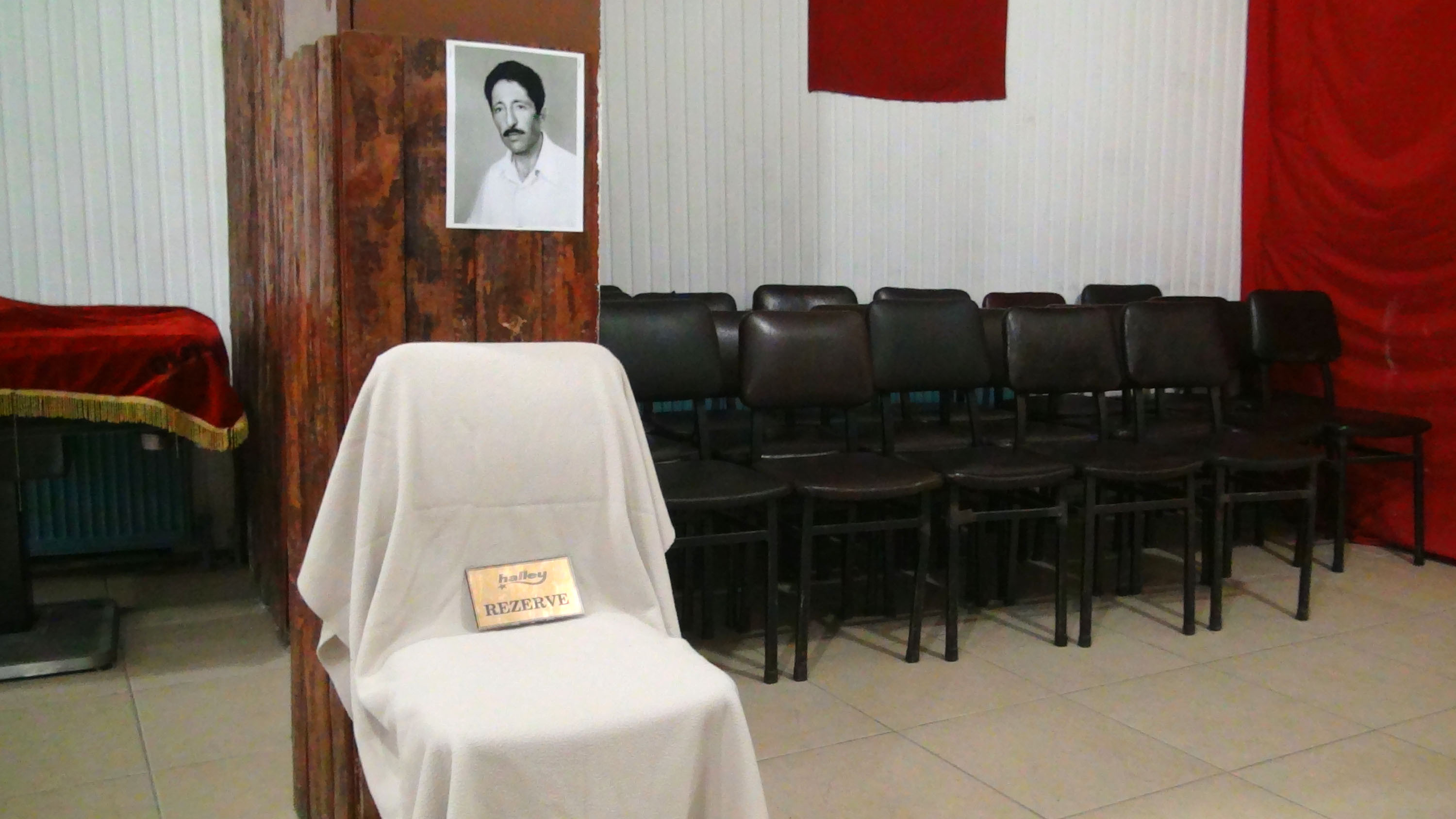 Ali Dayı'nın sandalyesi sonsuza kadar 'rezerve' - Resim : 5