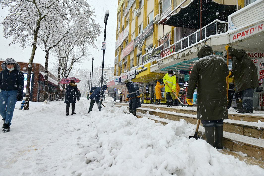 Isparta'da 1 ayda beklenen kar yağışı 2 günde yağdı - Resim : 7
