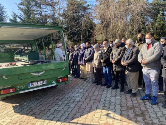 Ümraniye’de kan donduran cinayet! 1,5 yaşındaki kızının gözü önünde hamile eşine kurşun yağdırdı - Resim : 4