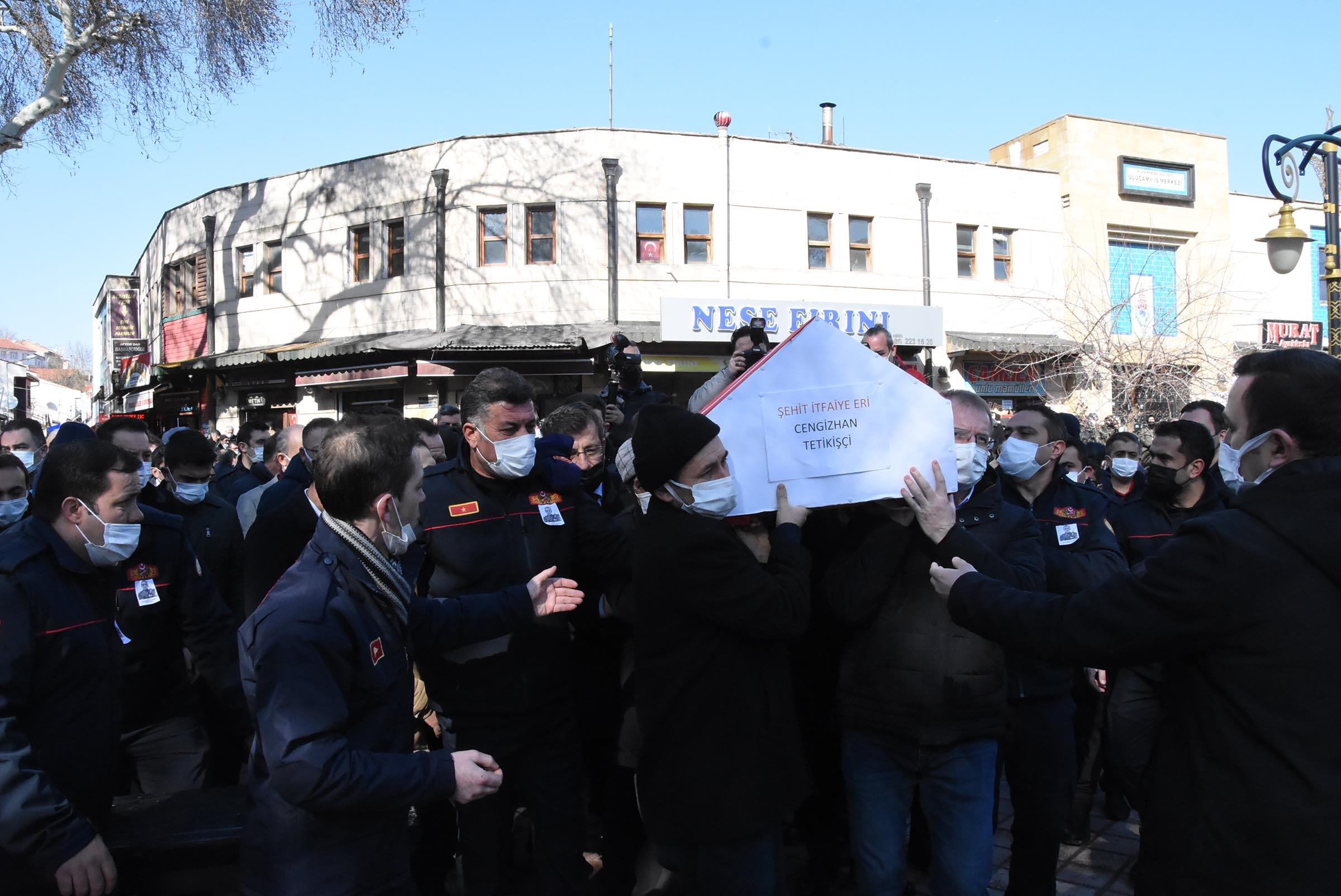 İtfaiye eri 189 günlük yaşam mücadelesini kaybetti - Resim : 14