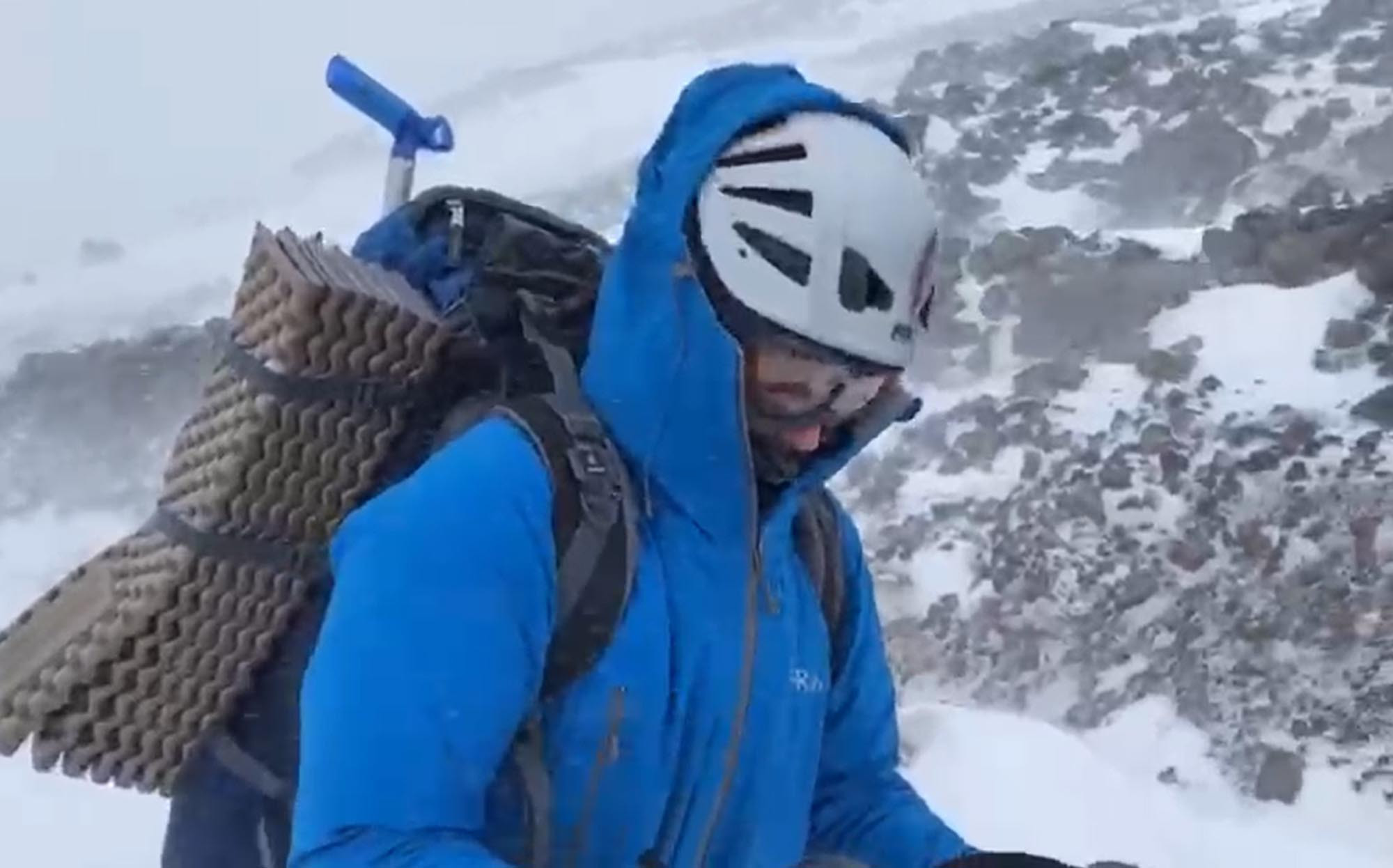 İranlı dağcılar Ağrı Dağı’nda ölümden döndü - Resim : 8