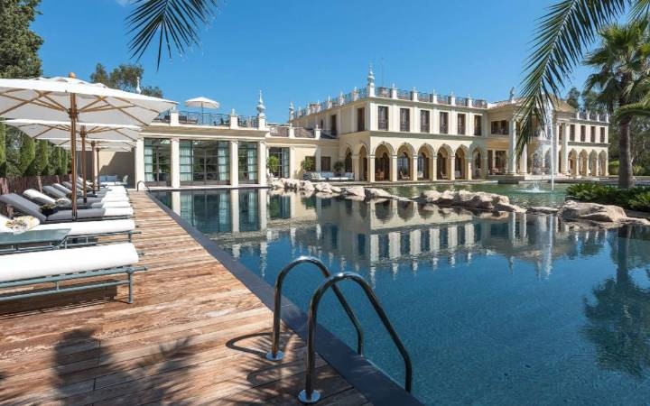 Avrupa bizi kıskanıyor! İstanbul’un tamamlanmamış villası Avrupa’nın şatosunu solladı - Resim : 4