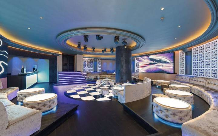 Avrupa bizi kıskanıyor! İstanbul’un tamamlanmamış villası Avrupa’nın şatosunu solladı - Resim : 10