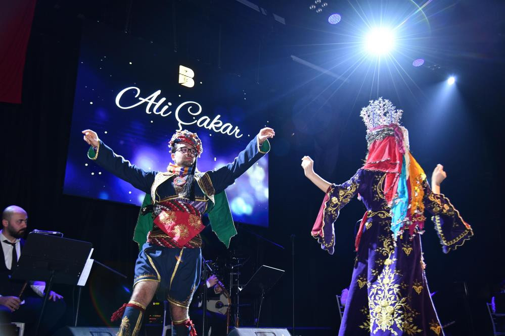 Atatürk'ün Balıkesir'e gelişi coşkuyla kutlandı - Resim : 3